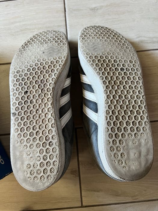 Оригінальні кросівки Adidas GAZELLE