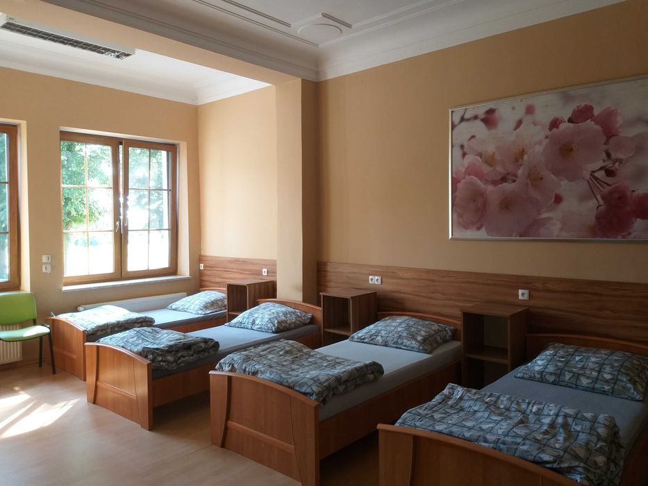 NOCLEGI PRACOWNICZE : krótko i długoterminowo