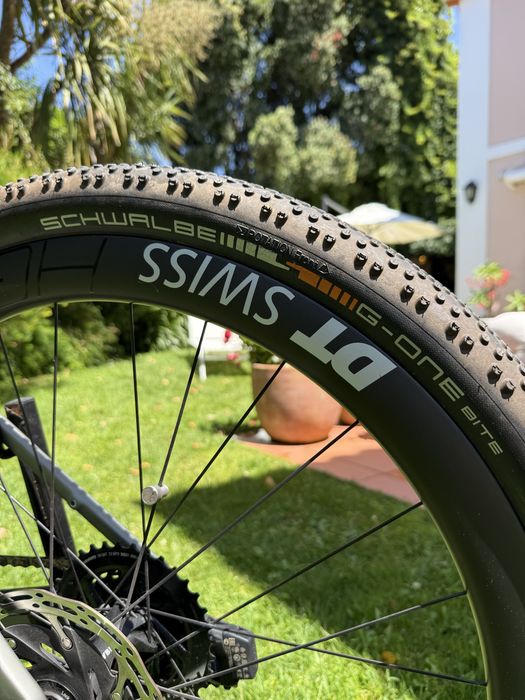 Canyon Grail:ON CF 8 eTap Carbono 2021 – 596 km – Estado Impecável