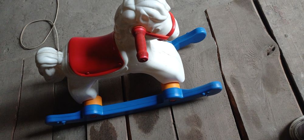 Продам коник-гойдалку