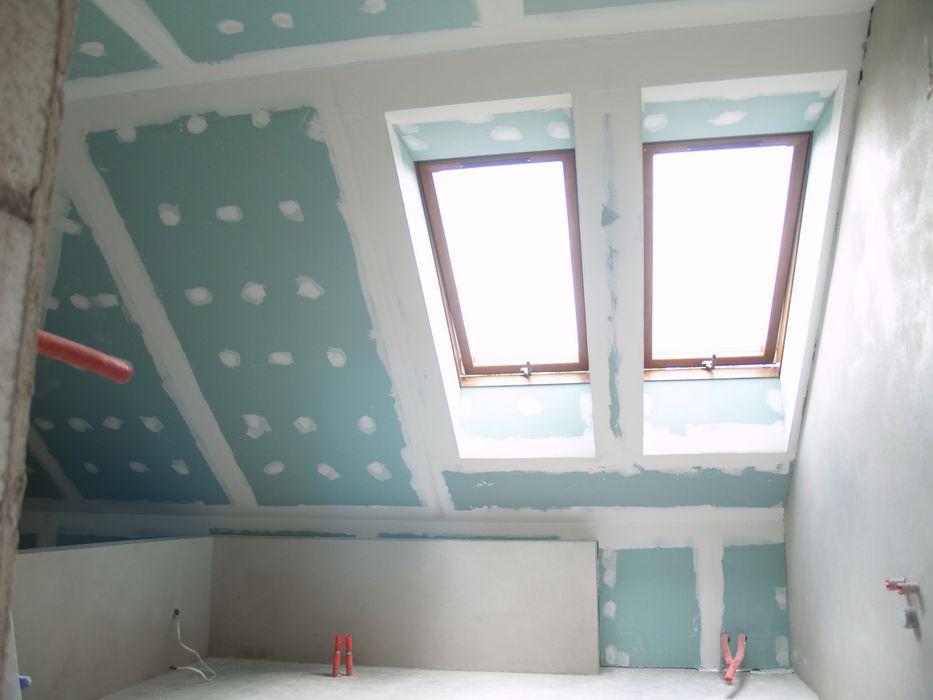 Ocieplenie Poddasza - Regipsy gładzie- malowanie