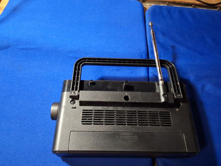 Rádio Portátil Sony  ICF-306