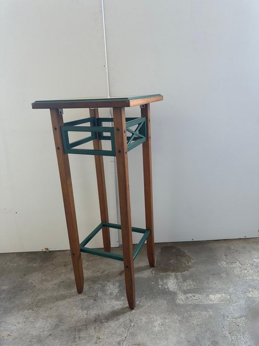 Mesa de apoio cerejeira