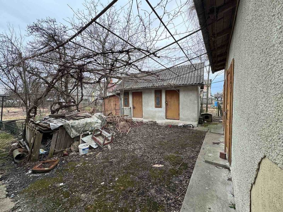 Продаж 4-кімнатного будинку + земля, р-н школи №2, у м. Дрогобич!