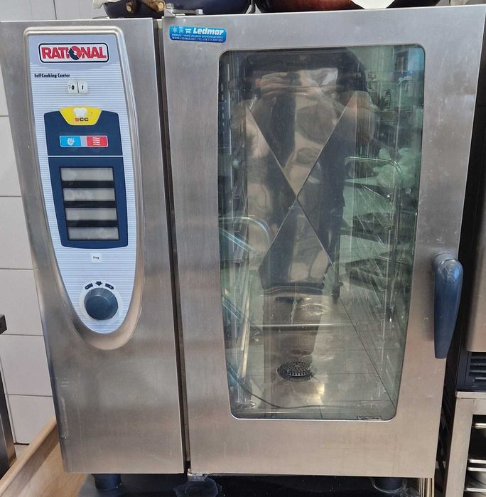 Piec konwekcyjno-parowy Rstional SCC 101E