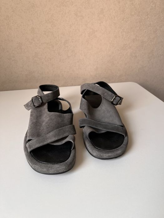 Босоніжки замшеві (сірі), розмір 40