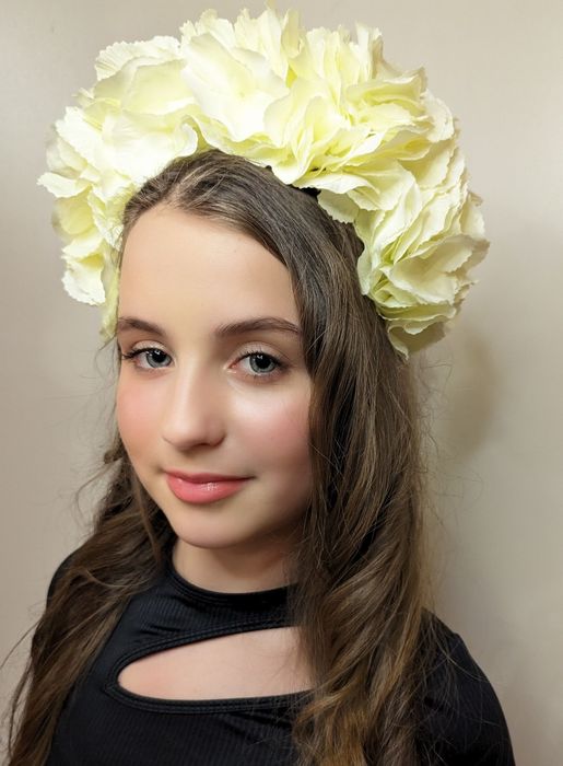 Віночок з квітів гортензії