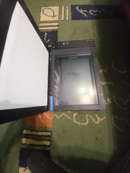 Сканер Epson Perfection V33