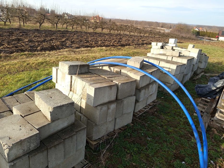 Bloczki betonowe 3zł/szt