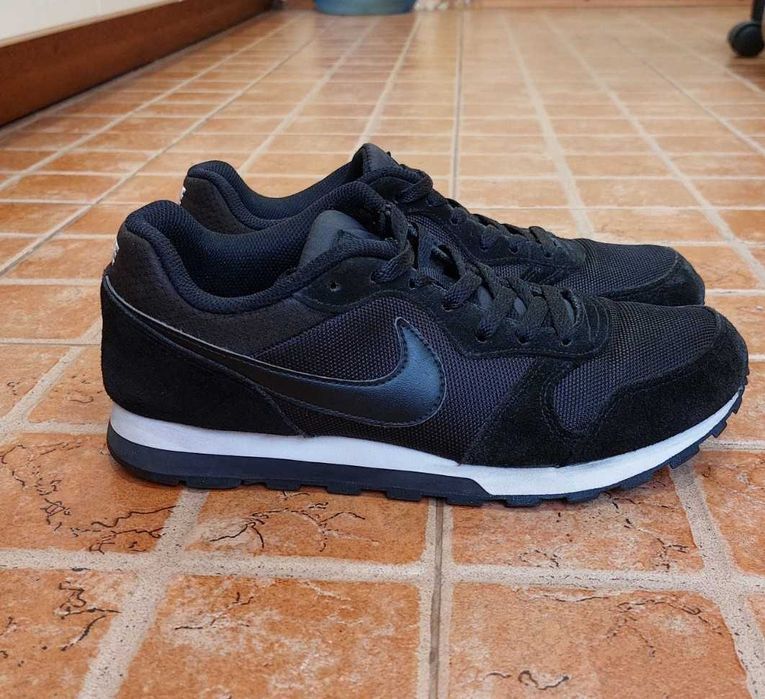 Кросівки NIKE MD Runner 2 41р. 26.5см