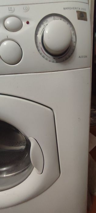 ARISTON. Пральна машина.