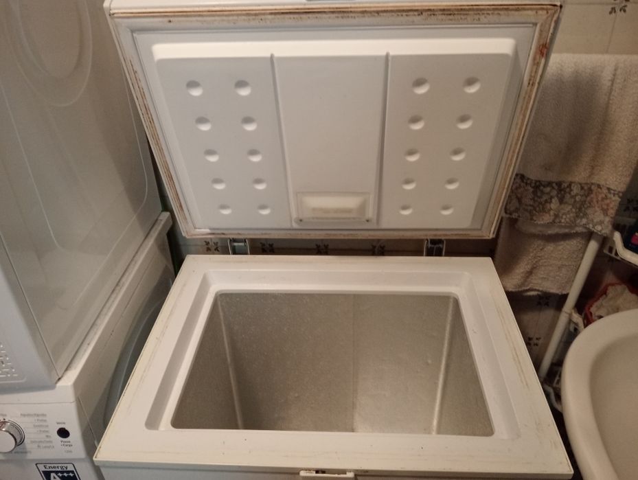 0. URGENTE Arca Congeladora INDESIT (bom estado)