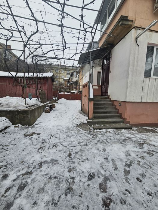 Продаж  1/2 БУДИНКУ  Проспект Чернівці