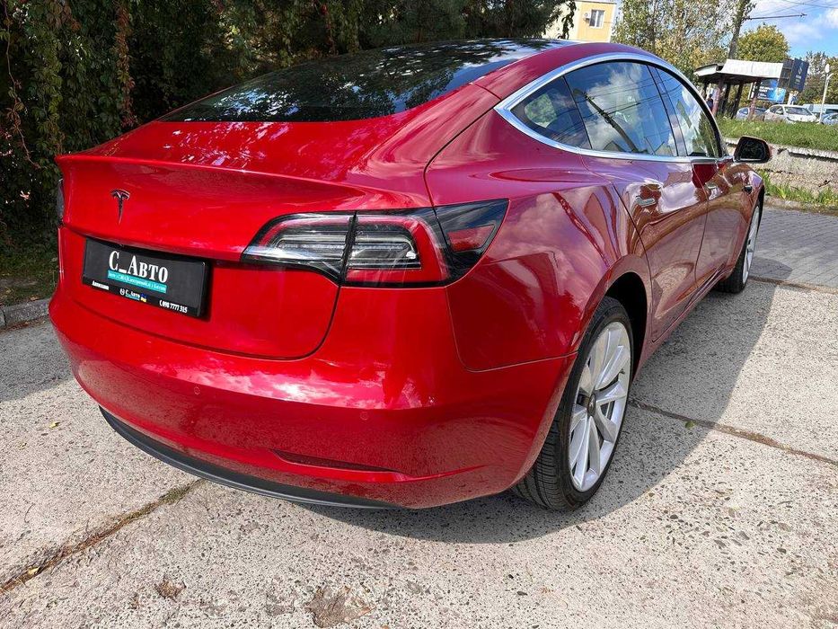 Tesla Model 3 2019