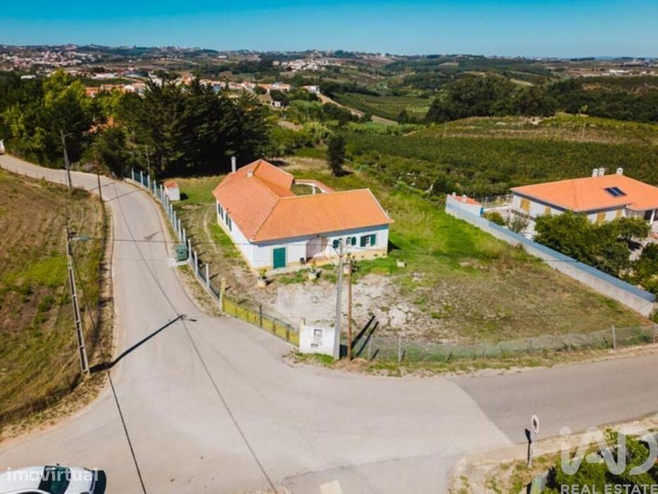 Moradia térrea T4 em Vermelha de 210 m2