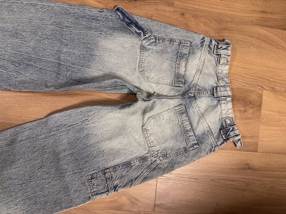 Jeansy Bershka 34