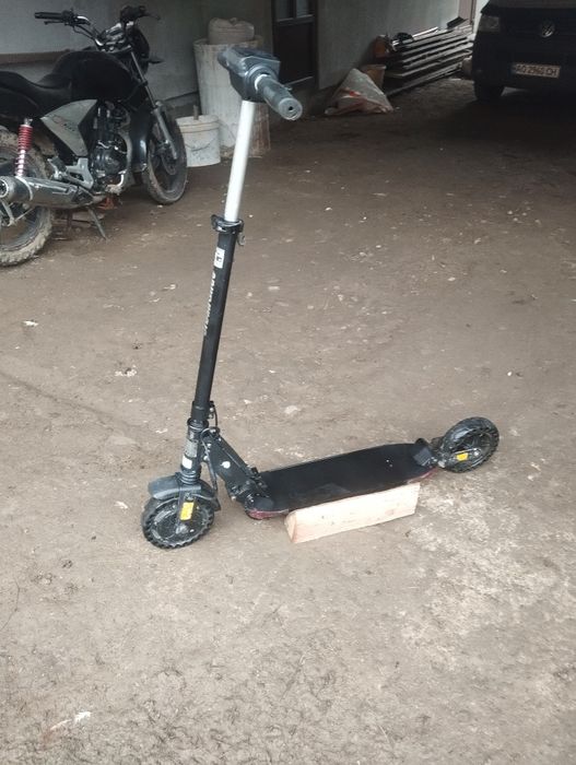 Електросамокат в хорошуму стані