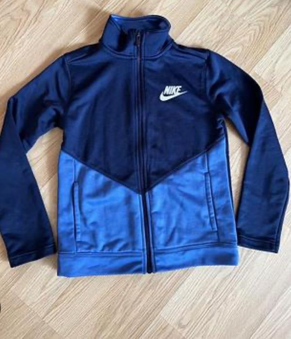 Продам олімпійку Nike дитяча