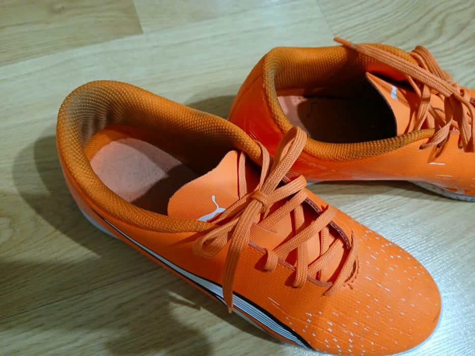 Halówki Puma Ultra Play It Jr r.38.5