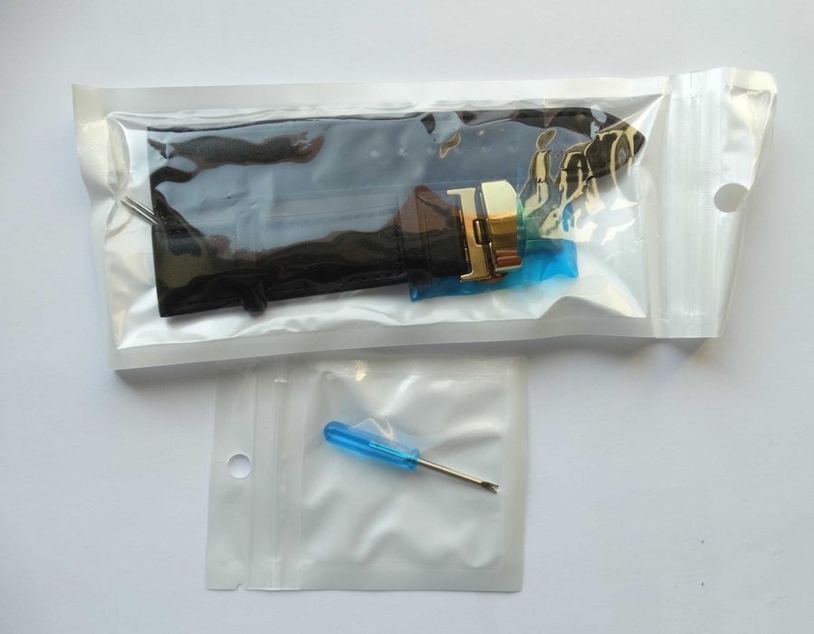 Czarny pasek do zegarka 22mm złota klamra motylkowa skórzany