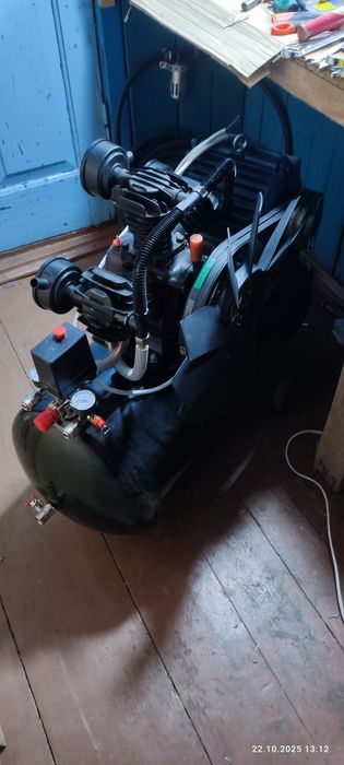 Компрессор поршневой выход 500л!!! баллон 90л  головка 3065 intertool