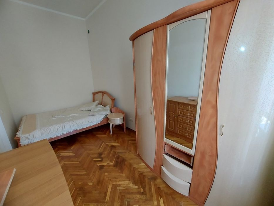 Продам спальний гарнітур
