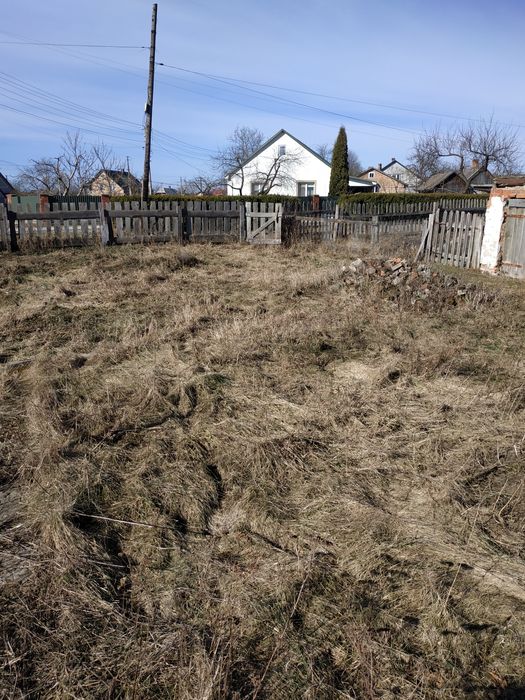 Продається земельна ділянка СМТ Цумань В Самому центрі