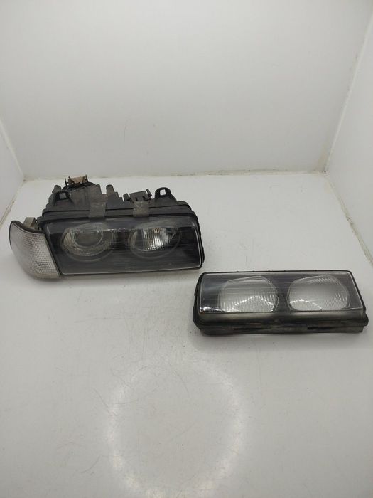Farol/ Otica Dianteiro Dto Bmw 3 Compact (E36)