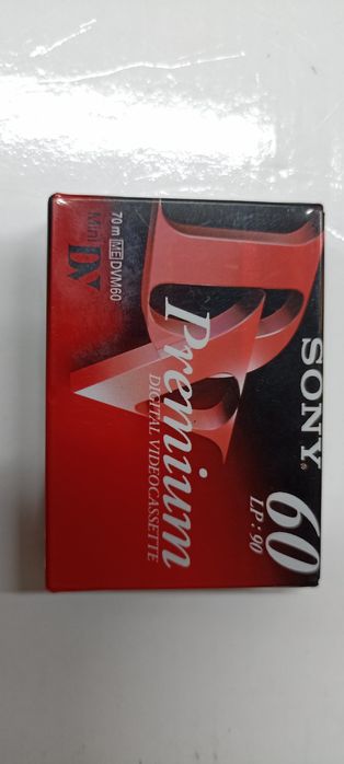 Рідкісна Sony Premium DV-касета (MiniDV 60 хв / LP-90) — Made in Japan