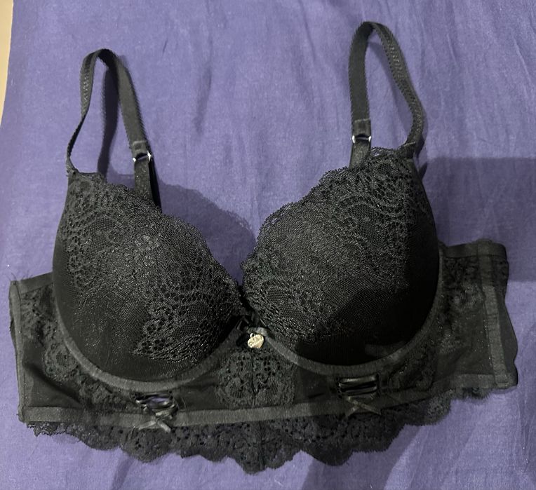 Biustonosz stanik 85C czarny new yorker