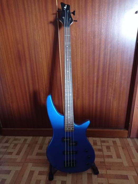 Baixo Jackson JS2 Spectra MB + Amp Ampeg RB-108