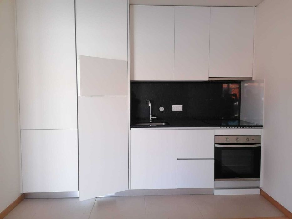 Apartamento T1 aluguer - S. Mamede Infesta