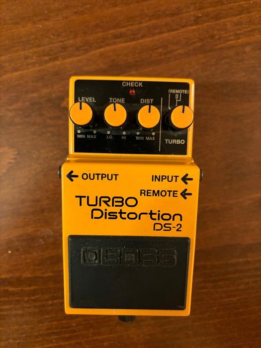 Efekt gitarowy BOSS DS-2