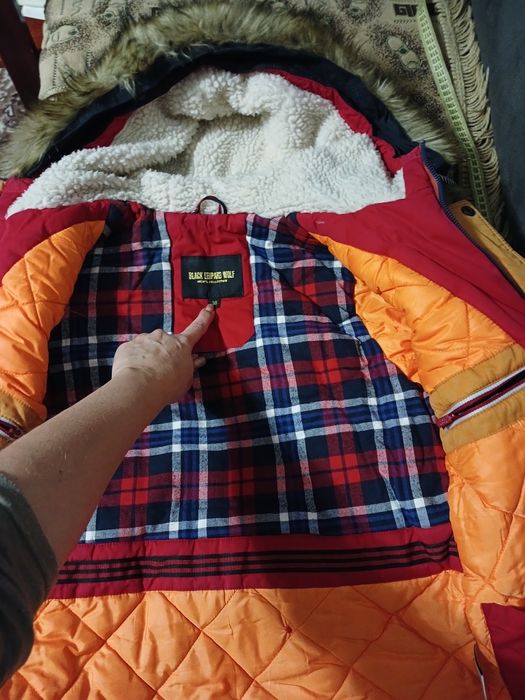 Курточка парка на хлопця розмір 38