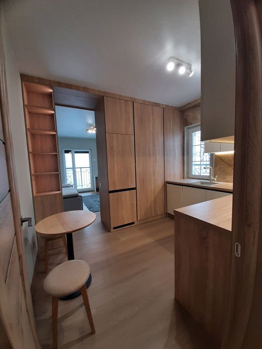 Нова Англія, Нова квартира,  3 поверх, м. Васильківська