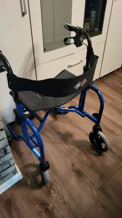 Balkonik  chodzik   .