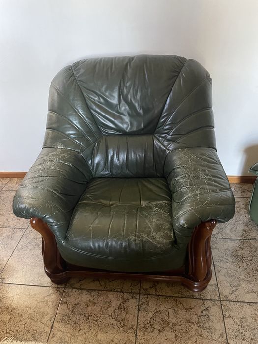 Sala completa clássica em madeira + sofás – venda de conjunto