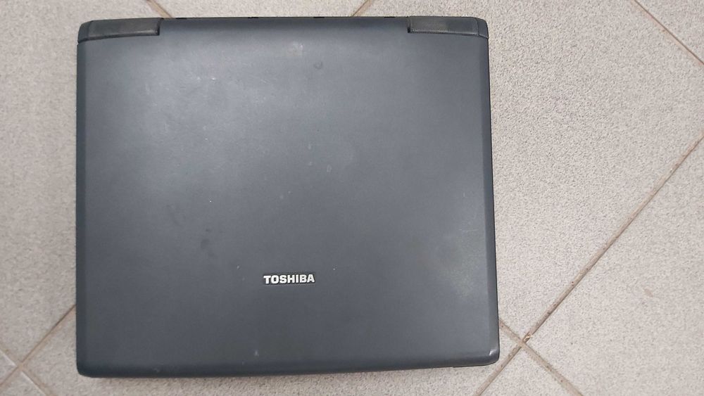 ноутбук Toshiba 1415-S115 б/у (неисправный)