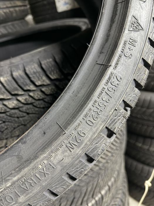 Зимові шини 4шт 235/35R20 92W XL Nokian SNOWPROOF 1