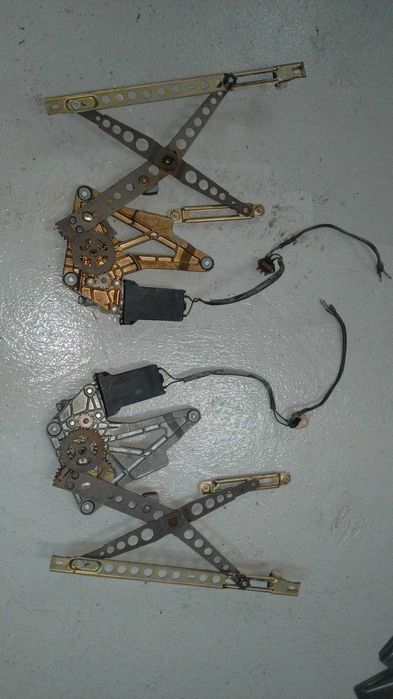 Mercedes w123 material suplente