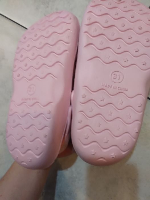 Nowe crocsy dla dziewczynki rozm 31