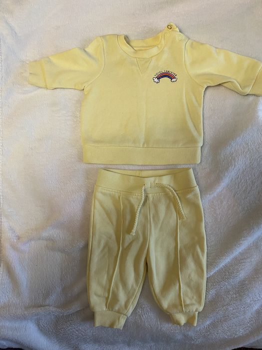 Костюмчик для дівчинки