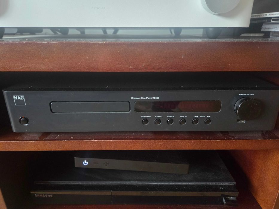 Odtwarzacz CD NAD C568