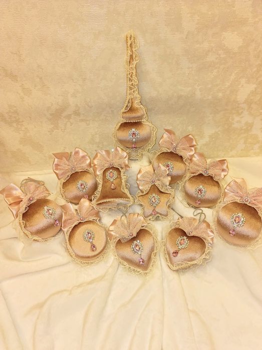 Ексклюзивний набір оксамитових ялинкових іграшок ручної роботи!