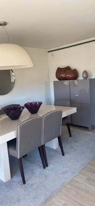 Conjunto de sala de jantar design moderno