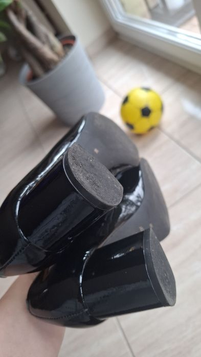 Buty Kazar Gaura czolenka