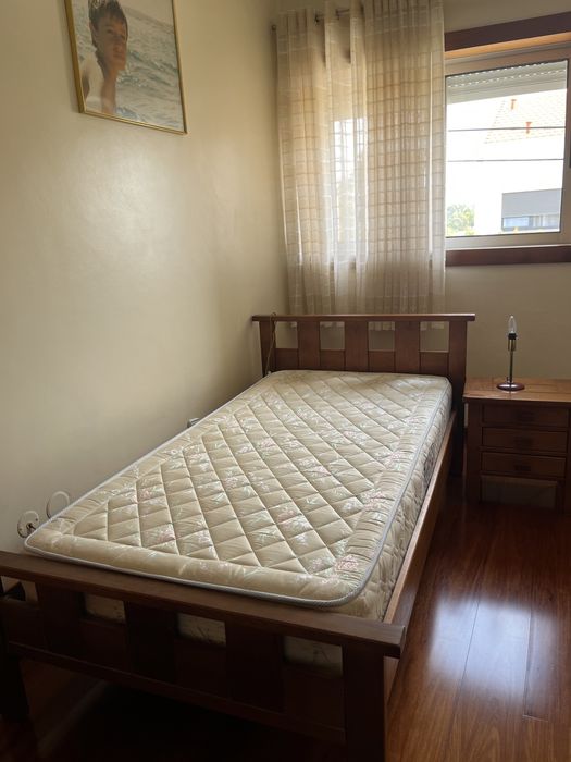 Cama com colchao