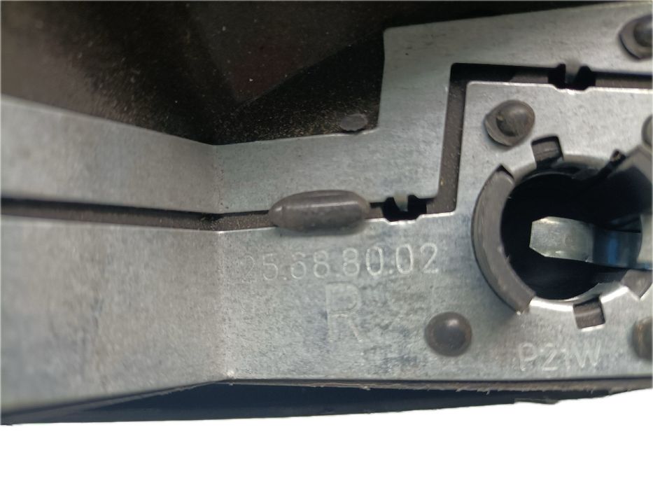 Suporte lâmpada direito PEUGEOT 107