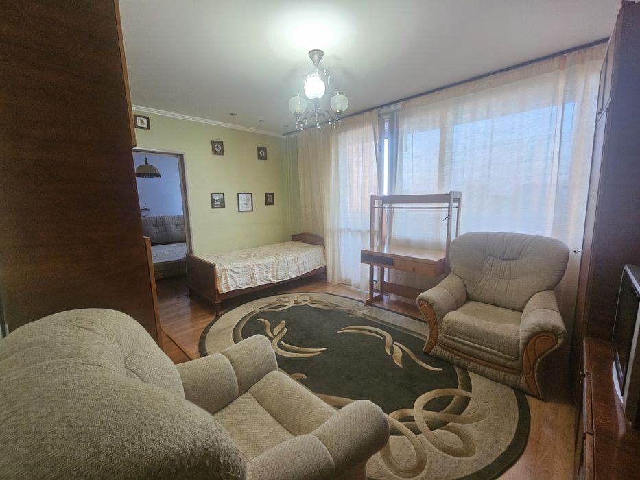 Оренда 2 кімнатної квартири по вул.Минайській