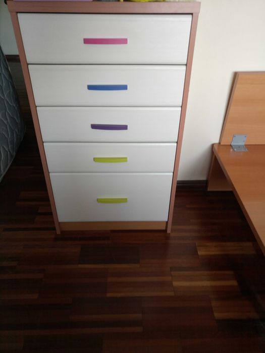 Camiseiros com 5 gavetas